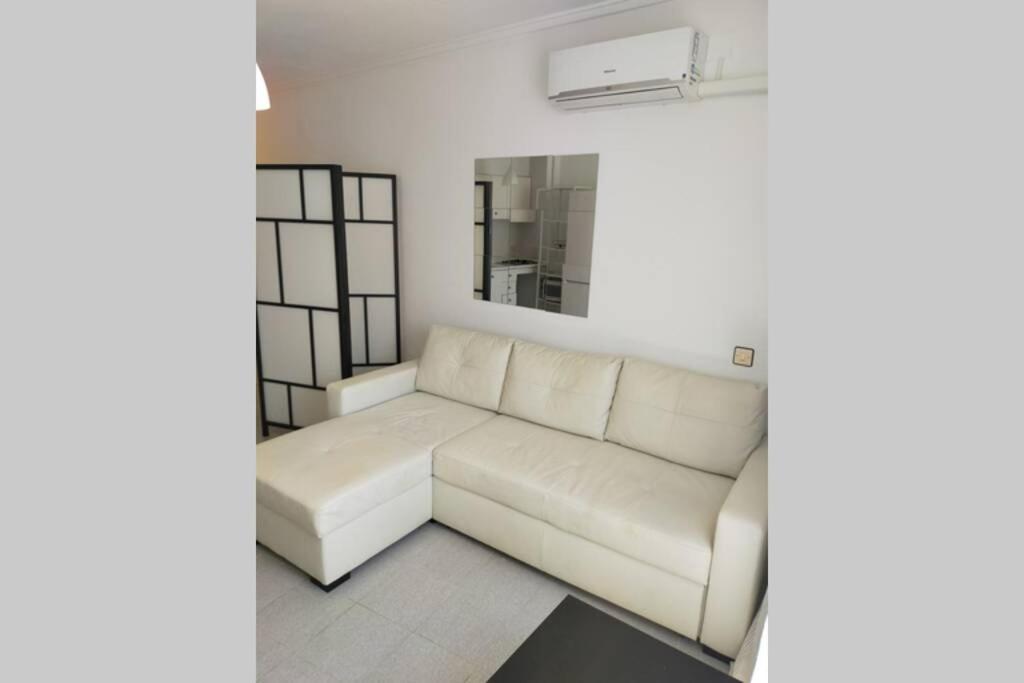 Estudio Comodo En Torrevieja Extérieur photo