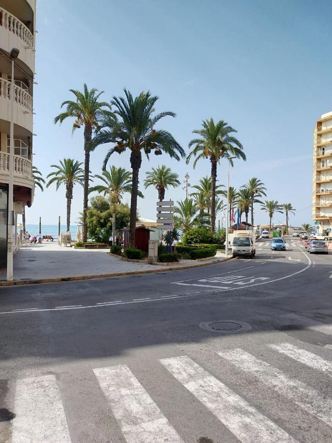 Estudio Comodo En Torrevieja Extérieur photo
