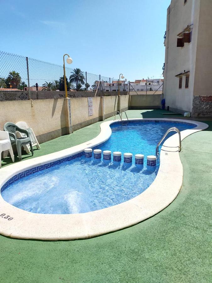 Estudio Comodo En Torrevieja Extérieur photo